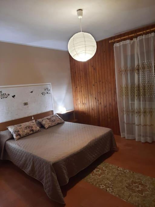 Villa A Due Passi Dai Lupi Civitella Alfedena Exterior foto